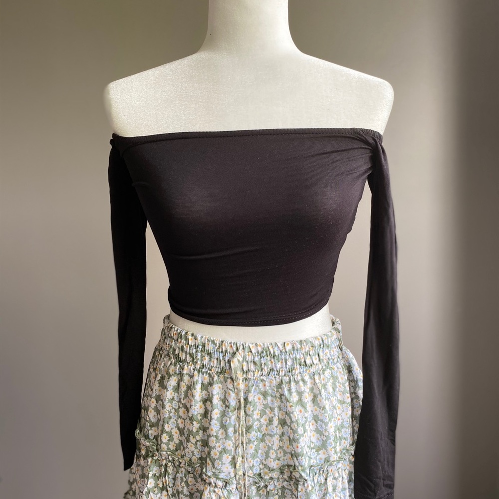 Off Shoulder Top - Picture 3 of 5
